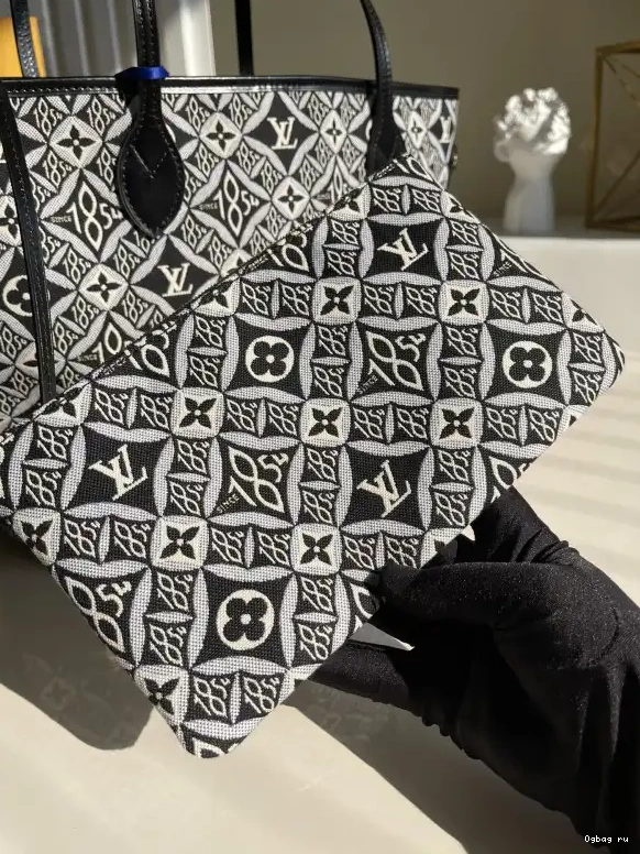 LOUIS NEVERFULL MM VUITTON 0511